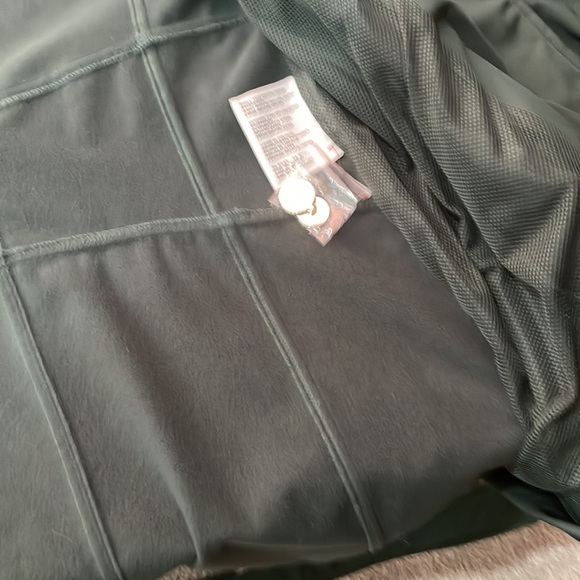 Guess jacket - Picture 3 of 3